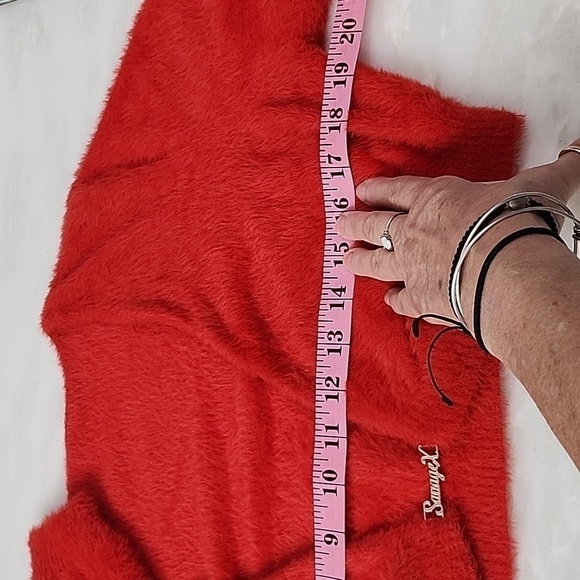 Savage X Fenty Red Fluff IT UP Long-sleeved Crop - Picture 5 of 5